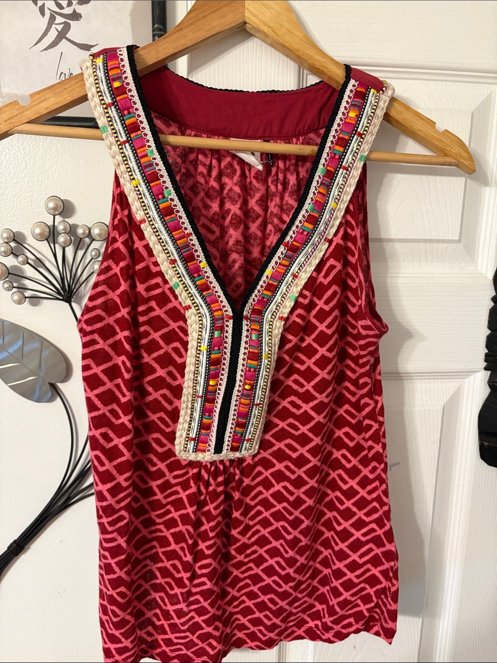 Women’s Embellished V-Neck Tank Top - Red